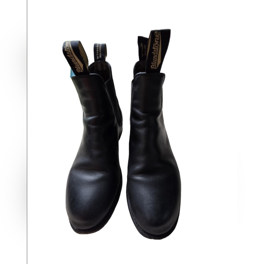 Blundstone Pull-on Low Heeled Black Ankle Boot  EUC Size.9.5